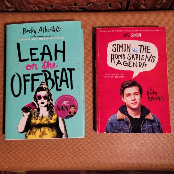 2 Becky Albertalli Books Simon vs. The Homosapiens Agenda and Leah on the Beat - Picture 2 of 14